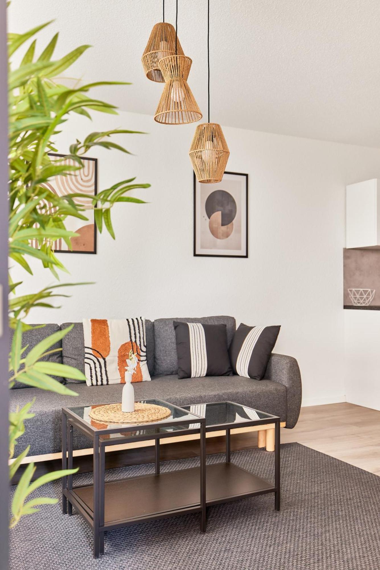 Moderne Stilvoll Eingerichtete Neubauwohnung Apartment City Airport Mannheim
